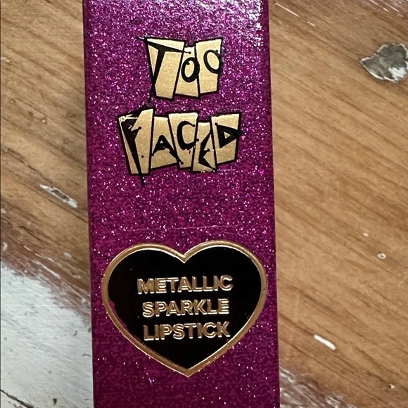 Too Faced Metallic Sparkle Lipstick Pixie Stick - Picture 6 of 6
